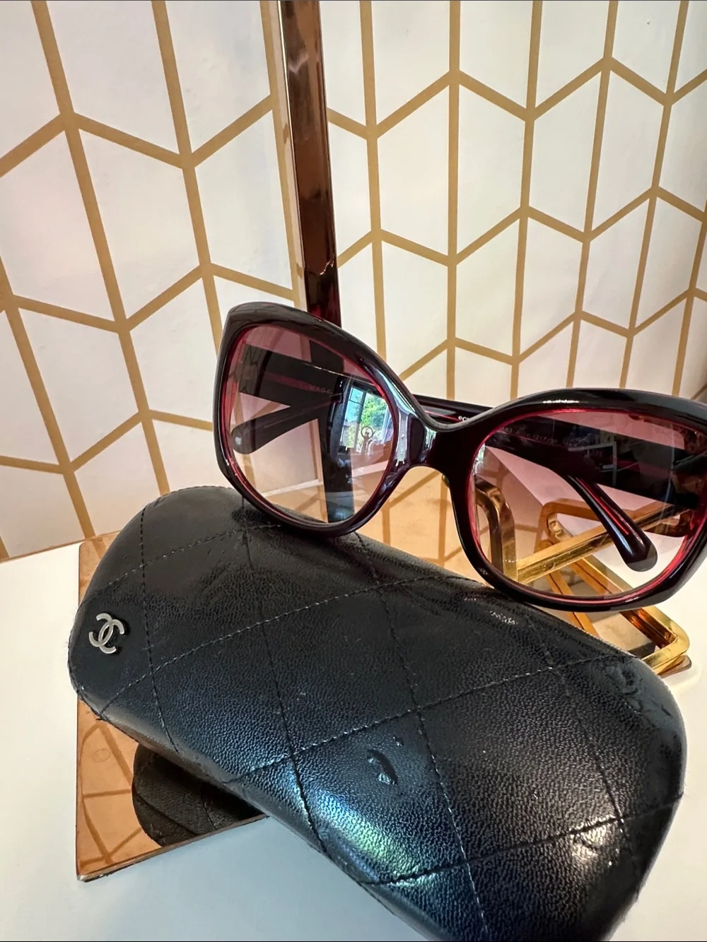 CHANEL Red Acetate Frame CC Logo Sunglasses-5183